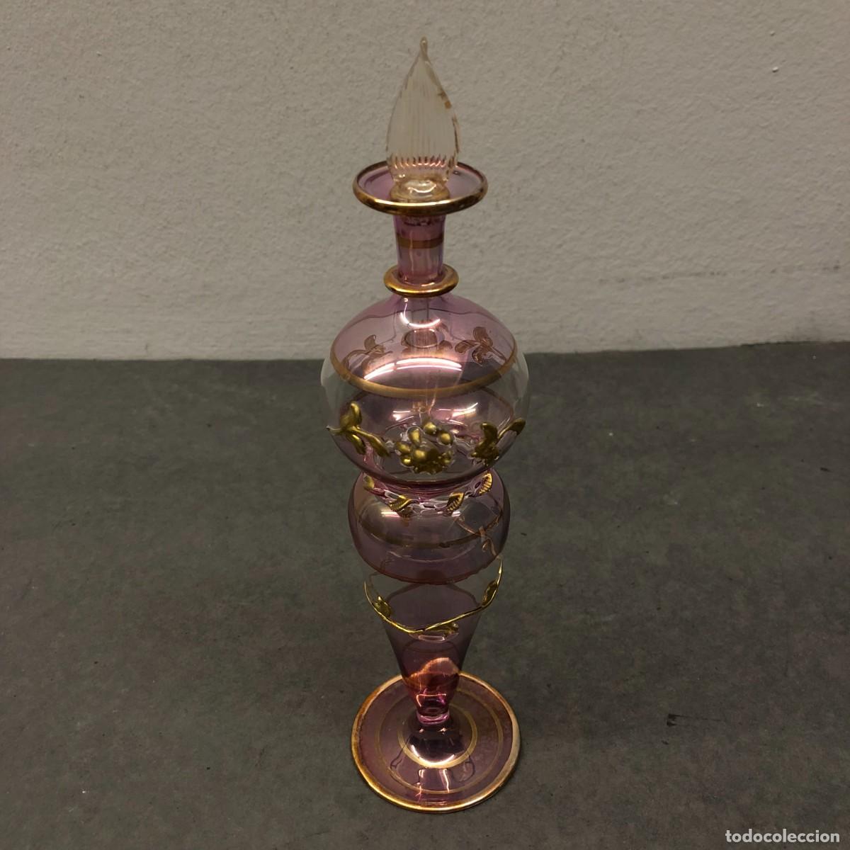 Antig&uuml;edades: ANTIGUA BOTELLA DE PERFUME O LICORERA - DE CRISTAL MURANO - SOPLADA A MANO - 25 X 6,5 CM / 445