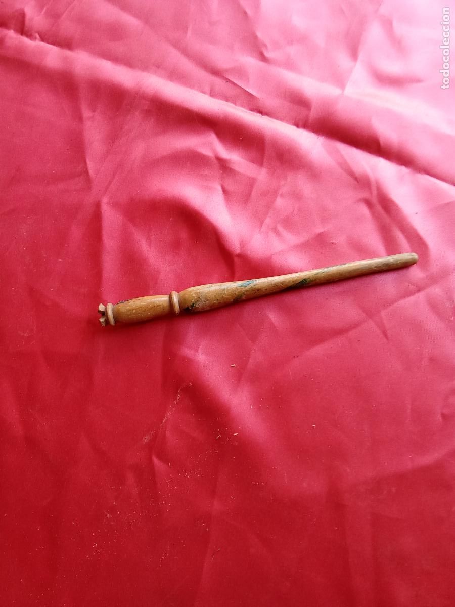Antig&uuml;edades: Mango de plumilla. Pluma, antiguo. Caja T&eacute;cnico