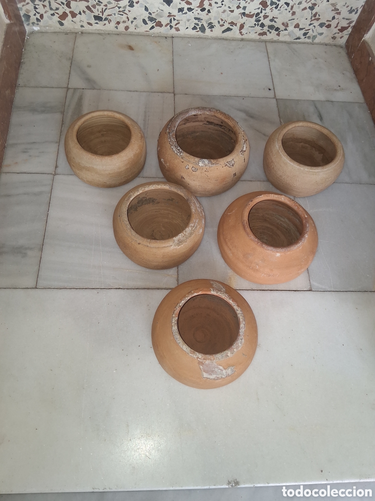 Antig&uuml;edades: 6 Bebederos comederos de ceramica para animales gallina conejos cuenco alfarer&iacute;a de Almer&iacute;a