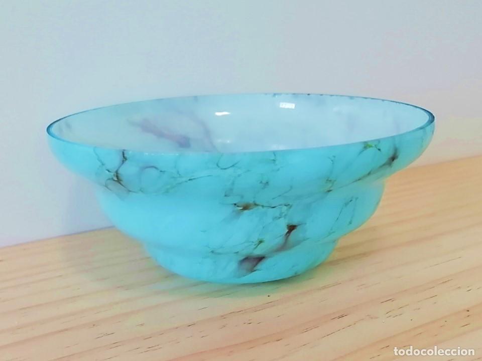 Antig&uuml;edades: ANTIGUA TULIPA AZUL JASPEADA - Foto 2
