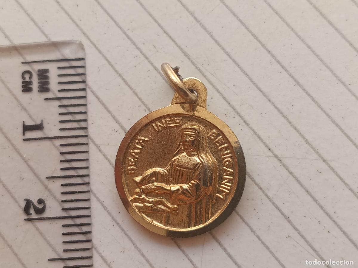 Antig&uuml;edades: Medalla de la beata In&eacute;s de Beniganim