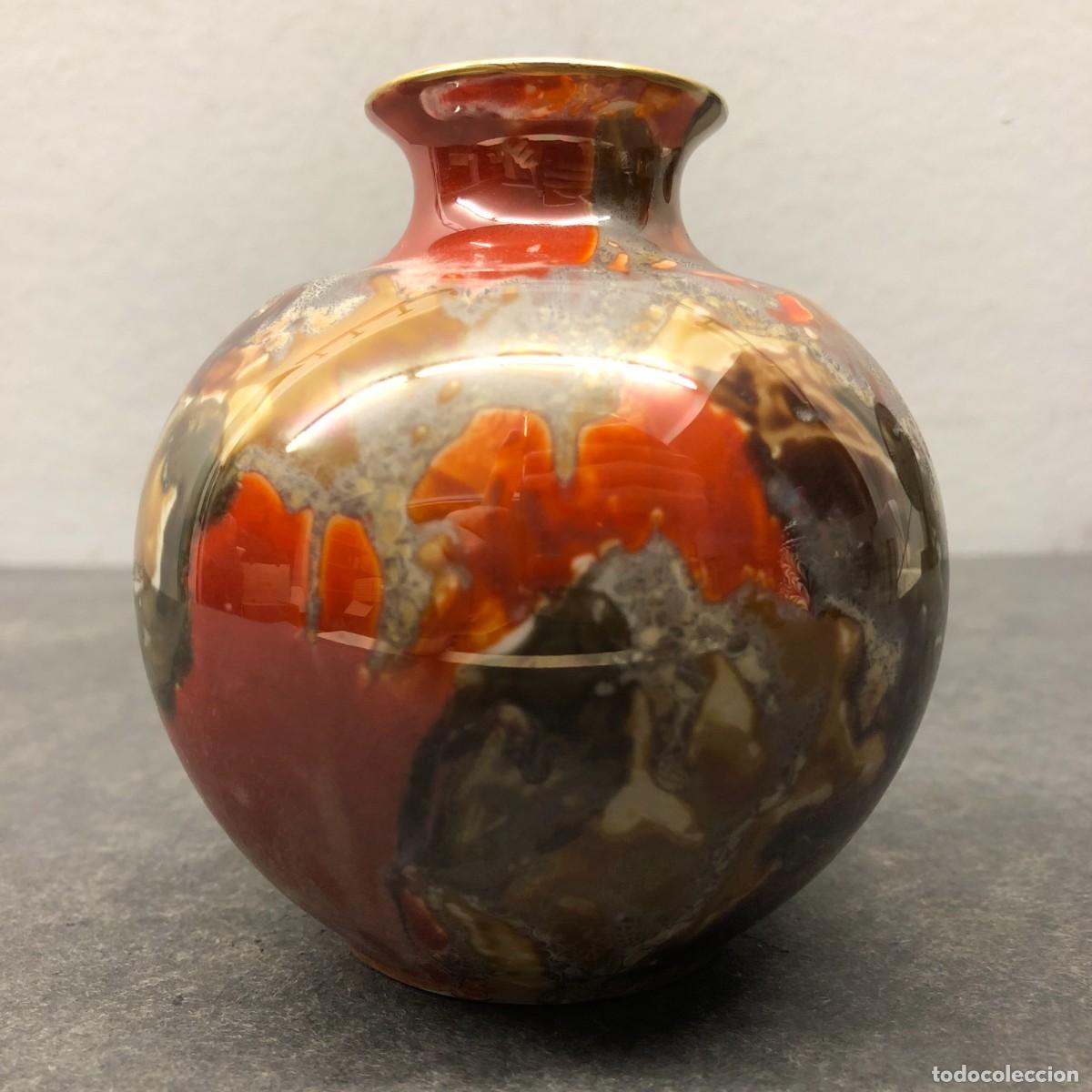 Antig&uuml;edades: PEQUE&Ntilde;O JARRON DE PORCELANA FINA ALEMANA - KAISER - 2.9.93 - 10 X 9 CM / 489