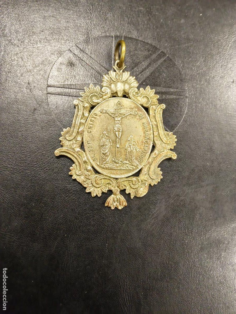 Antig&uuml;edades: ANTIGUA MEDALLA S. XIX SANTISIMO CRISTO DE ARRANCAPINOS VALENCIA - IGLESIA CONVENTO RELIGIOSAS BELEN