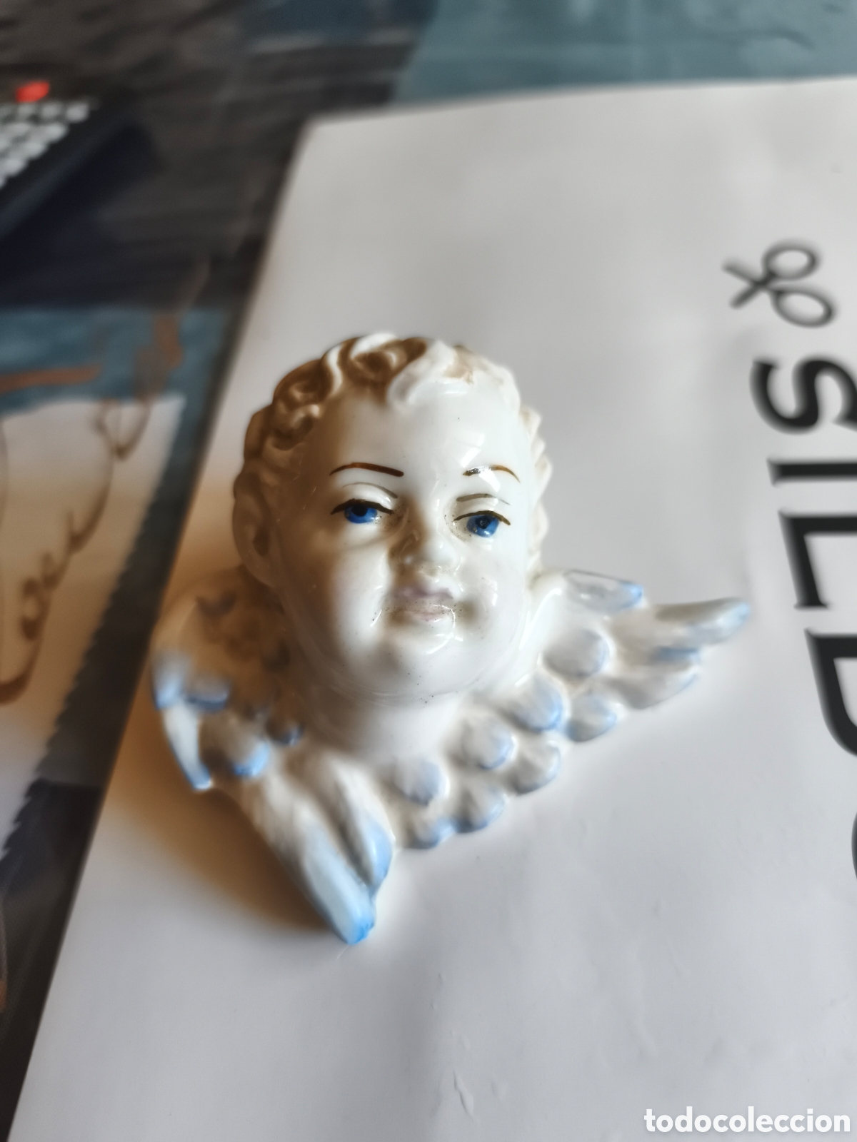 Antig&uuml;edades: Antigua figura de Querub&iacute;n de porcelana en perfecto estado