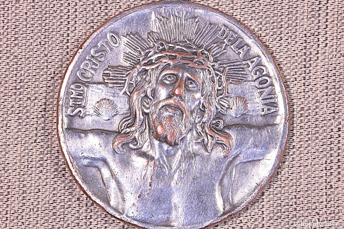 Antig&uuml;edades: Medalla Cristo de la Agonia de limpias. Christ of the Agony Medal of Limpias.