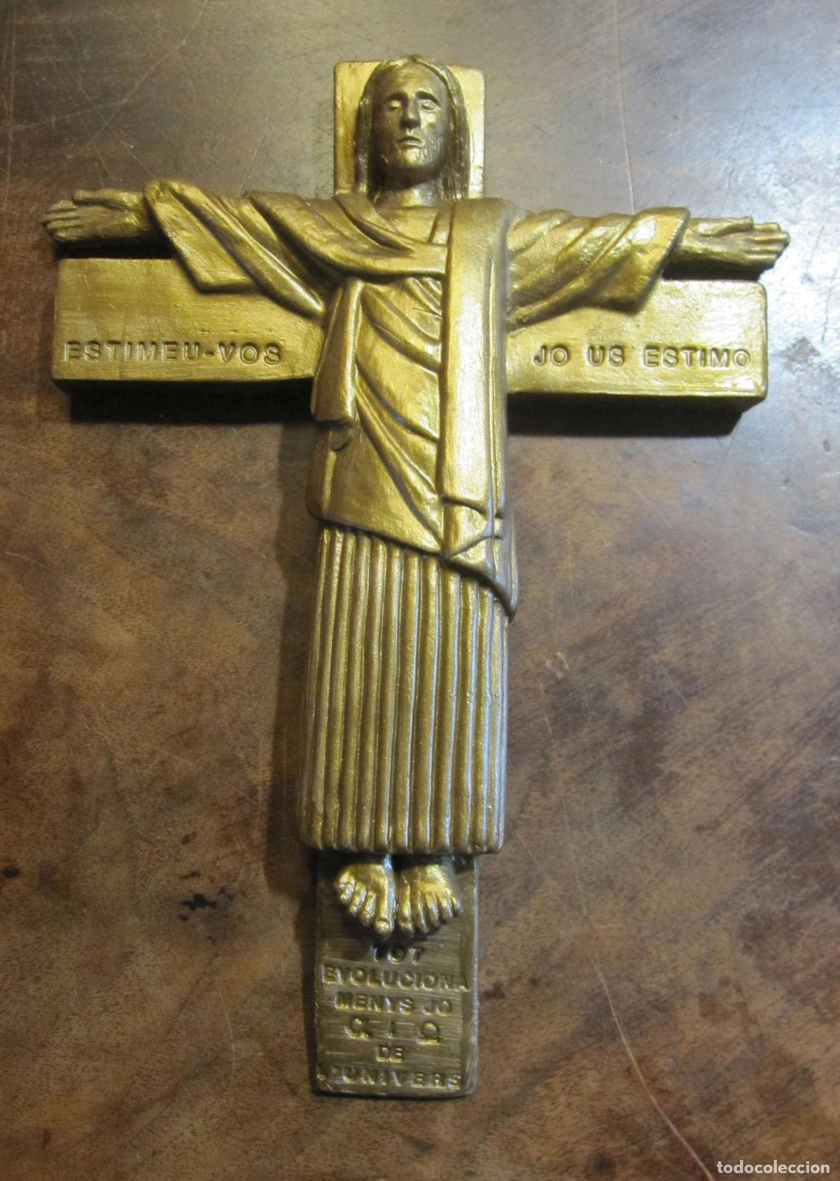 Antig&uuml;edades: JAUME SATORRAS CAPELL, CRISTO, HACIA 1950. 24 X 18 X 3 CM. YESO ESTUCO DORADO