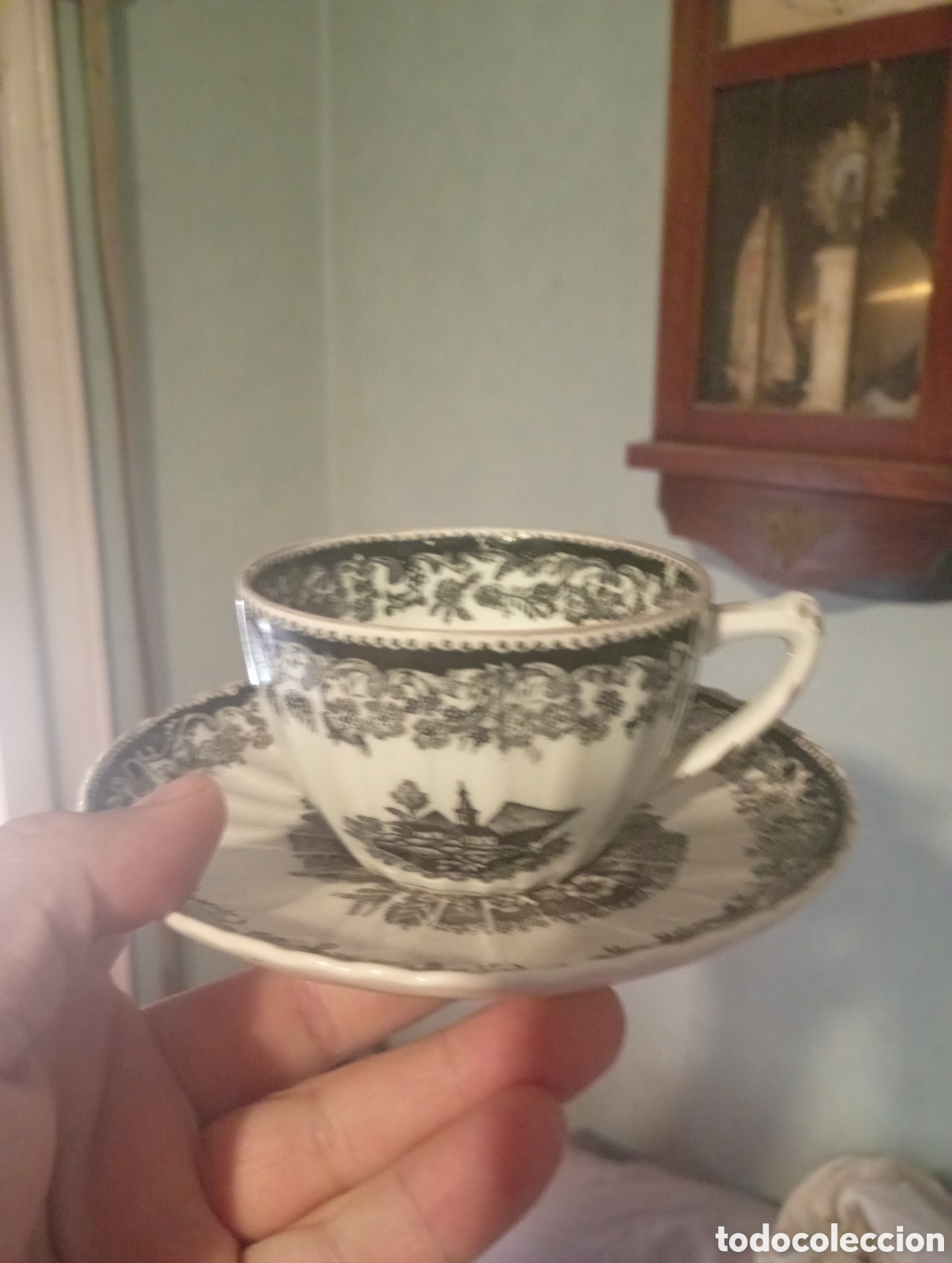Antig&uuml;edades: Taza y plato de caf&eacute; Toilet de Jouy de porcelana Luneville