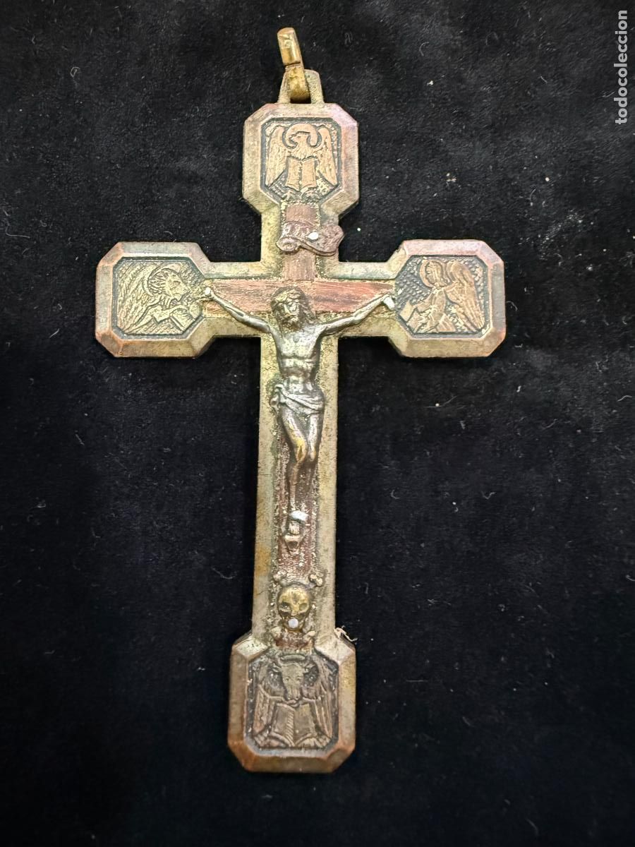 Antig&uuml;edades: ANTIGUA CRUZ PECTORAL CON VIA CRUCIS EN SU TRASERA - MEDIDA 9X5,5 CM