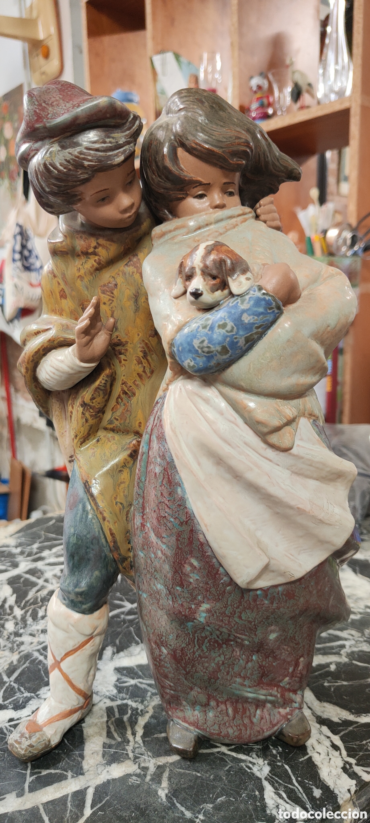 Antig&uuml;edades: Figura de Lladr&oacute;, Cara al viento