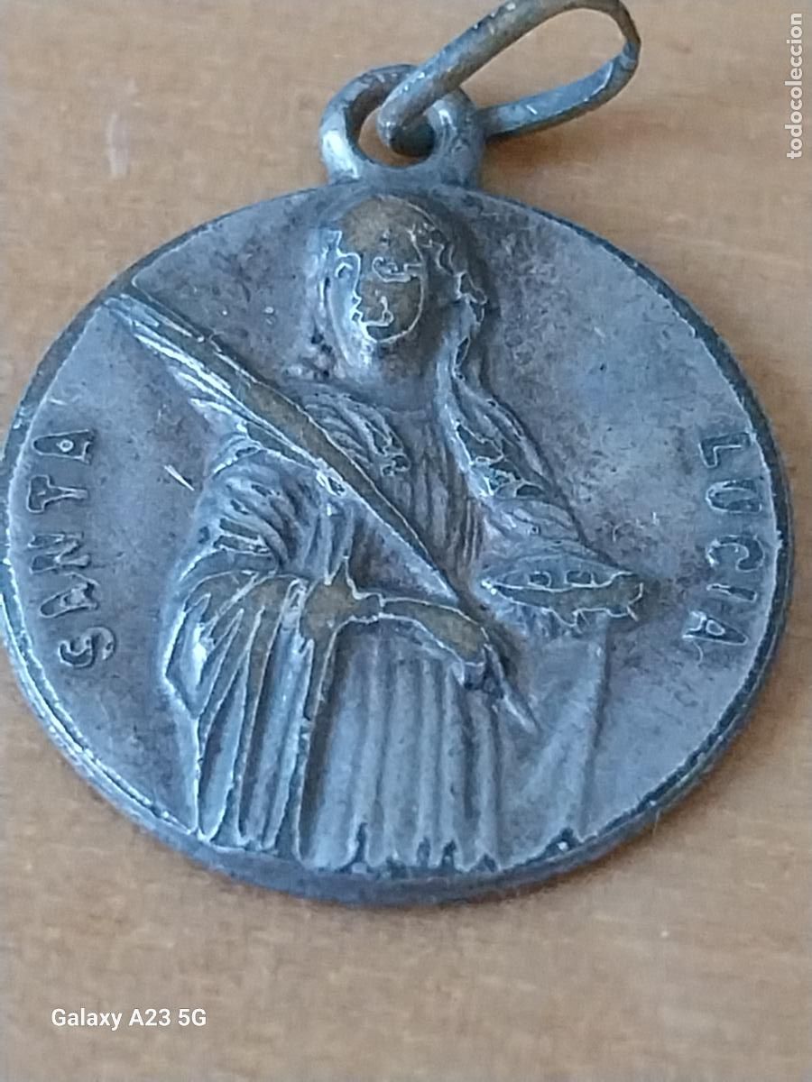 Antig&uuml;edades: SANTA LUCIA MEDALLA 1.7CMS ORIGINAL ANTIGUA
