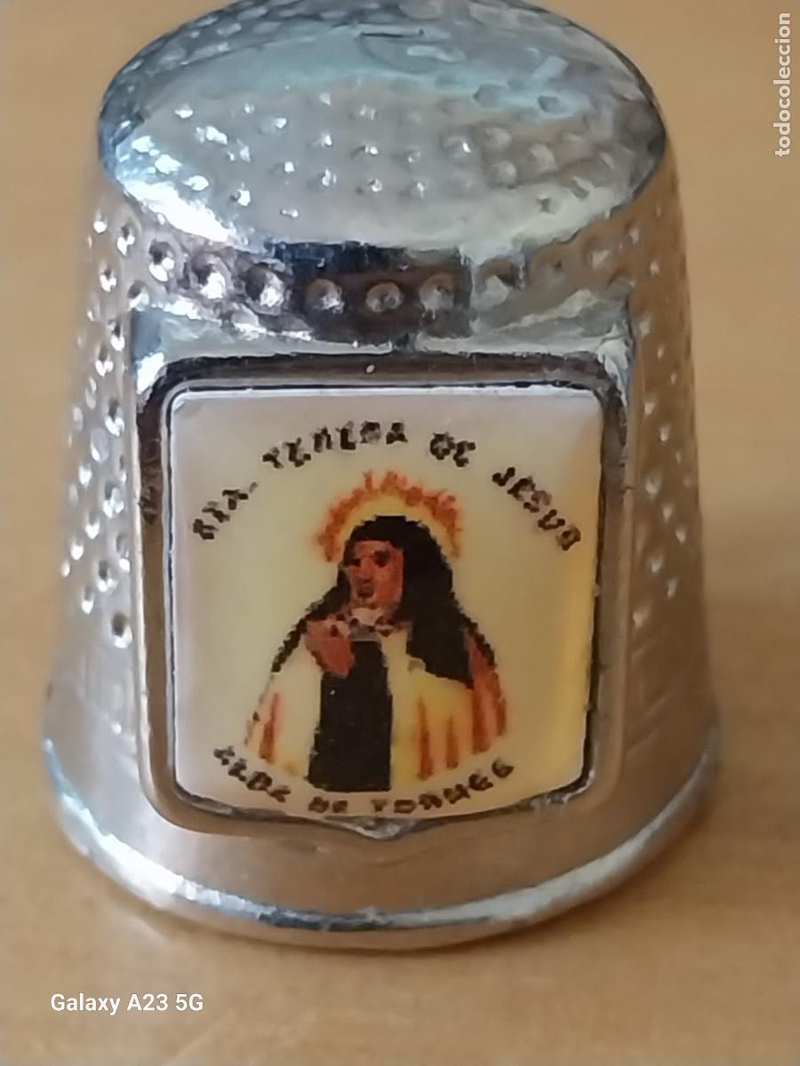 Antig&uuml;edades: ALBA DE TORMES SANTA TERESA DE JESUS DEDAL METAL CROMADO GOTA 2.32CMS ALTO