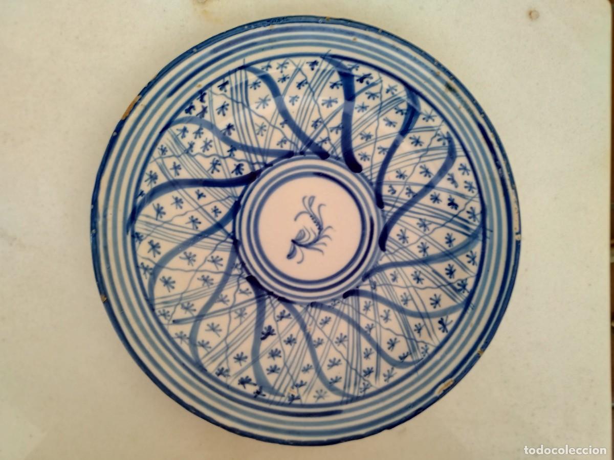 Antiquit&auml;ten: Plato azul cer&aacute;mica Manises