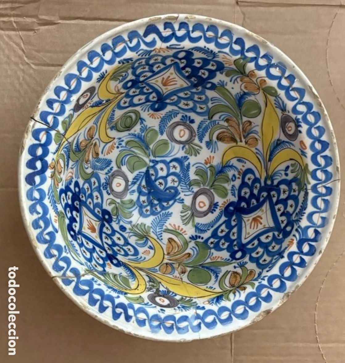 Antiquit&auml;ten: Cuenco de Cer&aacute;mica de Manises S.XIX. Di&aacute;metro: 25.5 cm