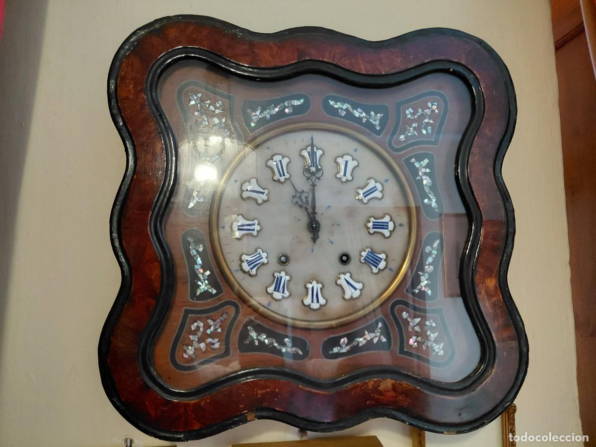 Antig&uuml;edades: Reloj de pared antiguo de estilo Napole&oacute;n III