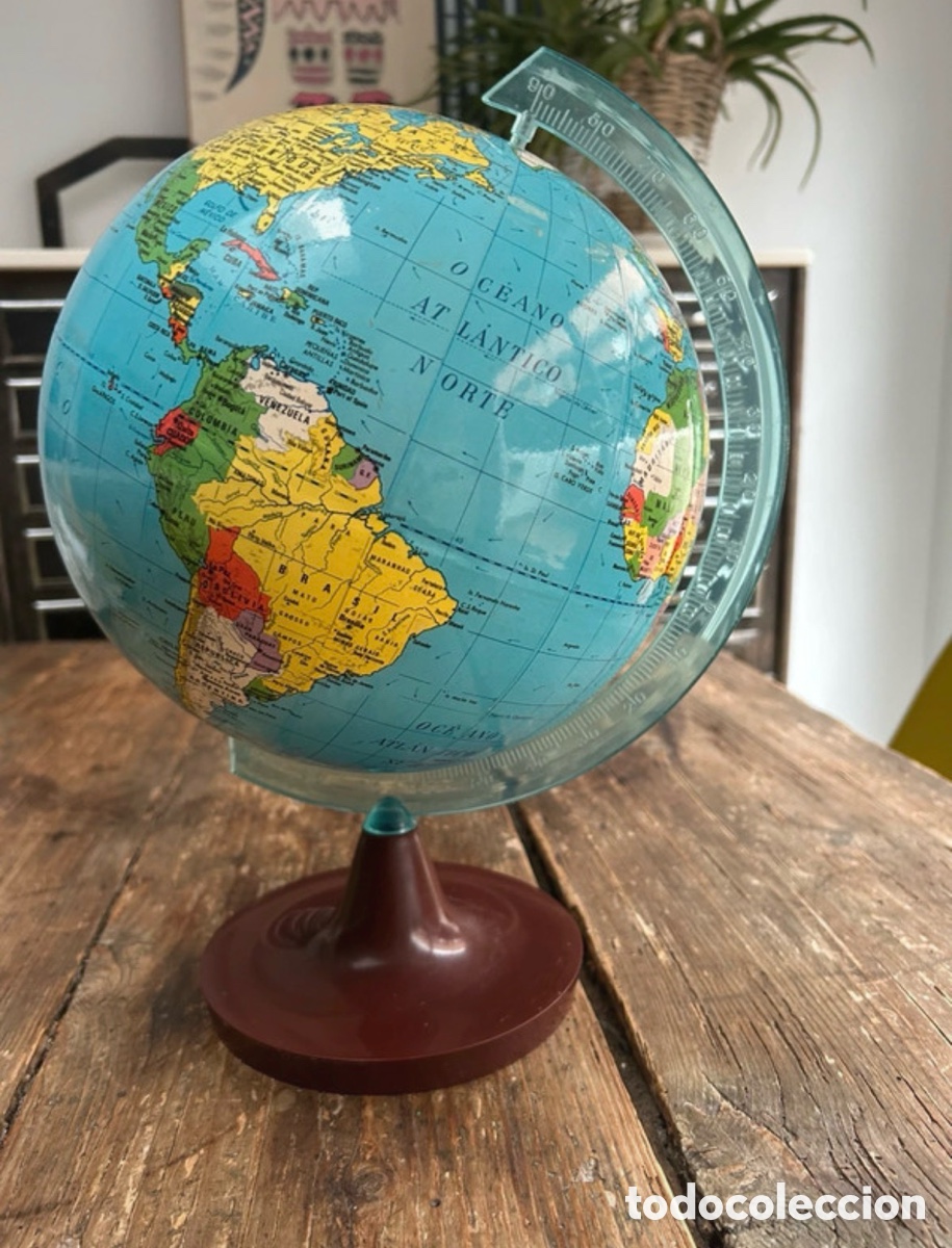 Antig&uuml;edades: Globo terr&aacute;queo con meridiano y soporte de los a&ntilde;os 70