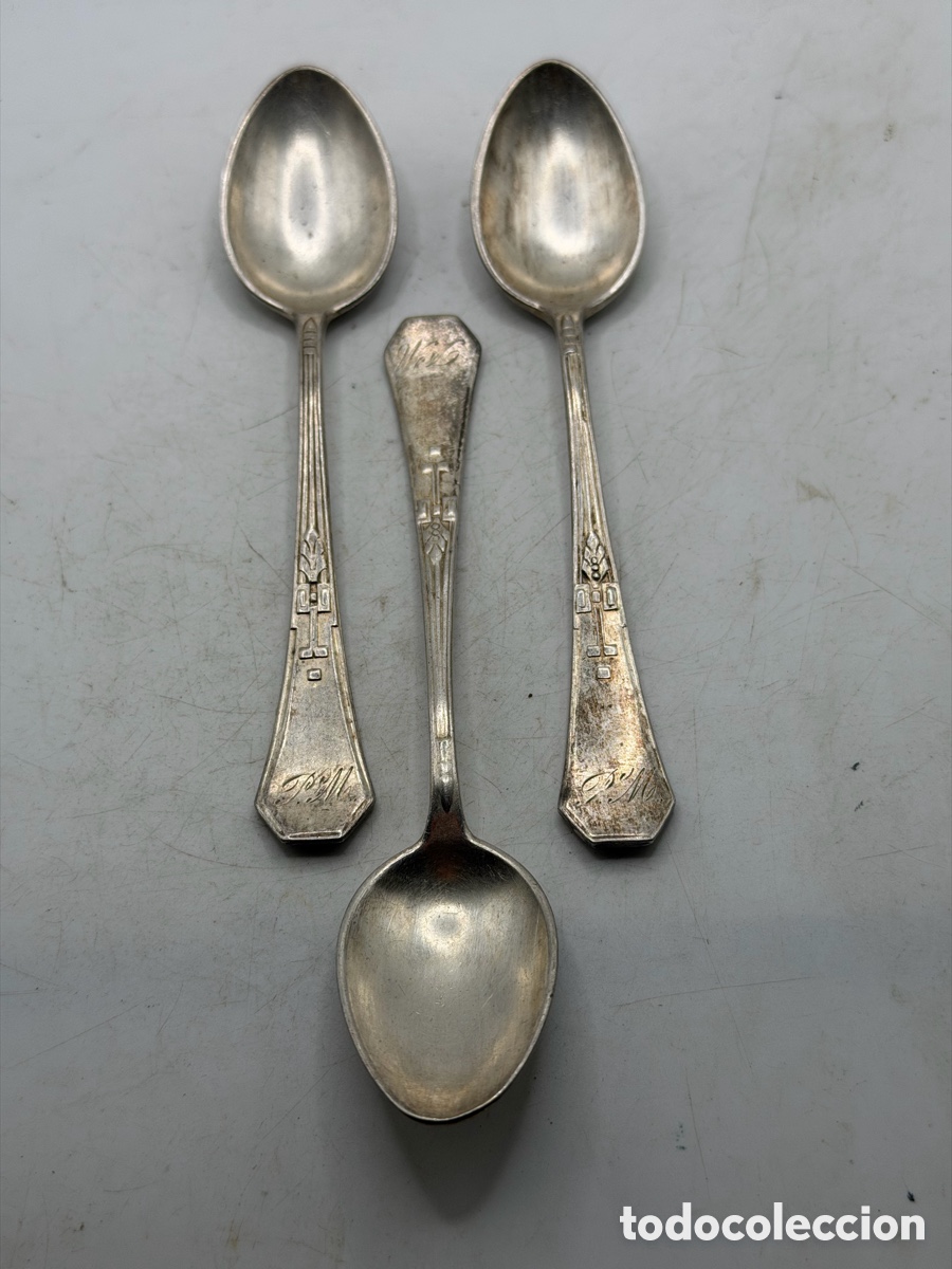 Antig&uuml;edades: Tres Cucharas de Plata Meneses