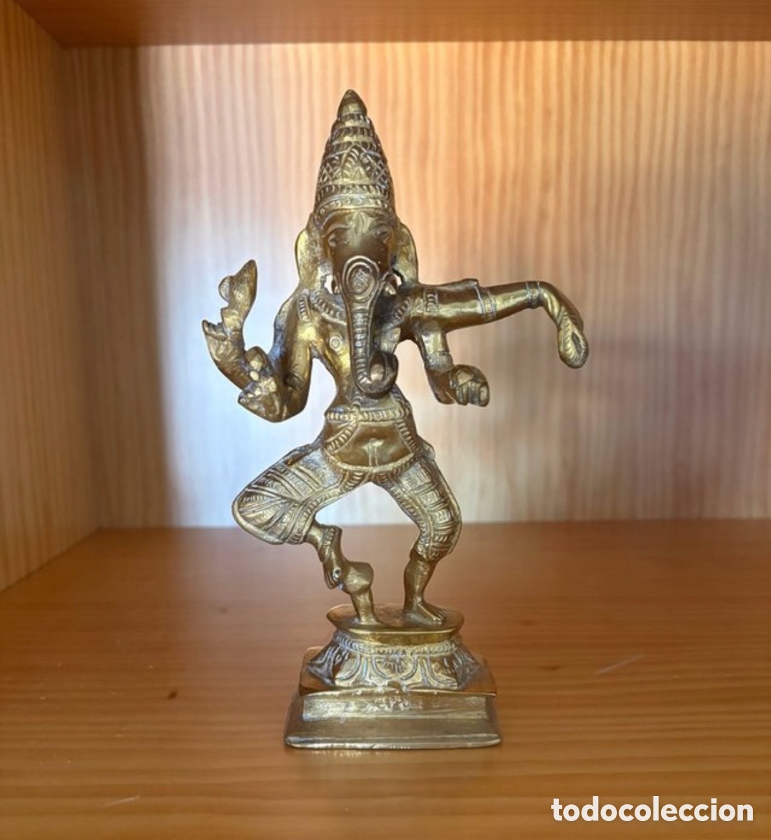 Antig&uuml;edades: Escultura de Bronce de la India 21.5 cm S.XX