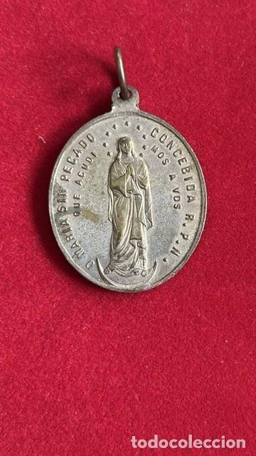 Antig&uuml;edades: medalla Inmaculada de la asociaci&oacute;n de las hijas de Maria, 3,8x2,9 cm , 11,45grs