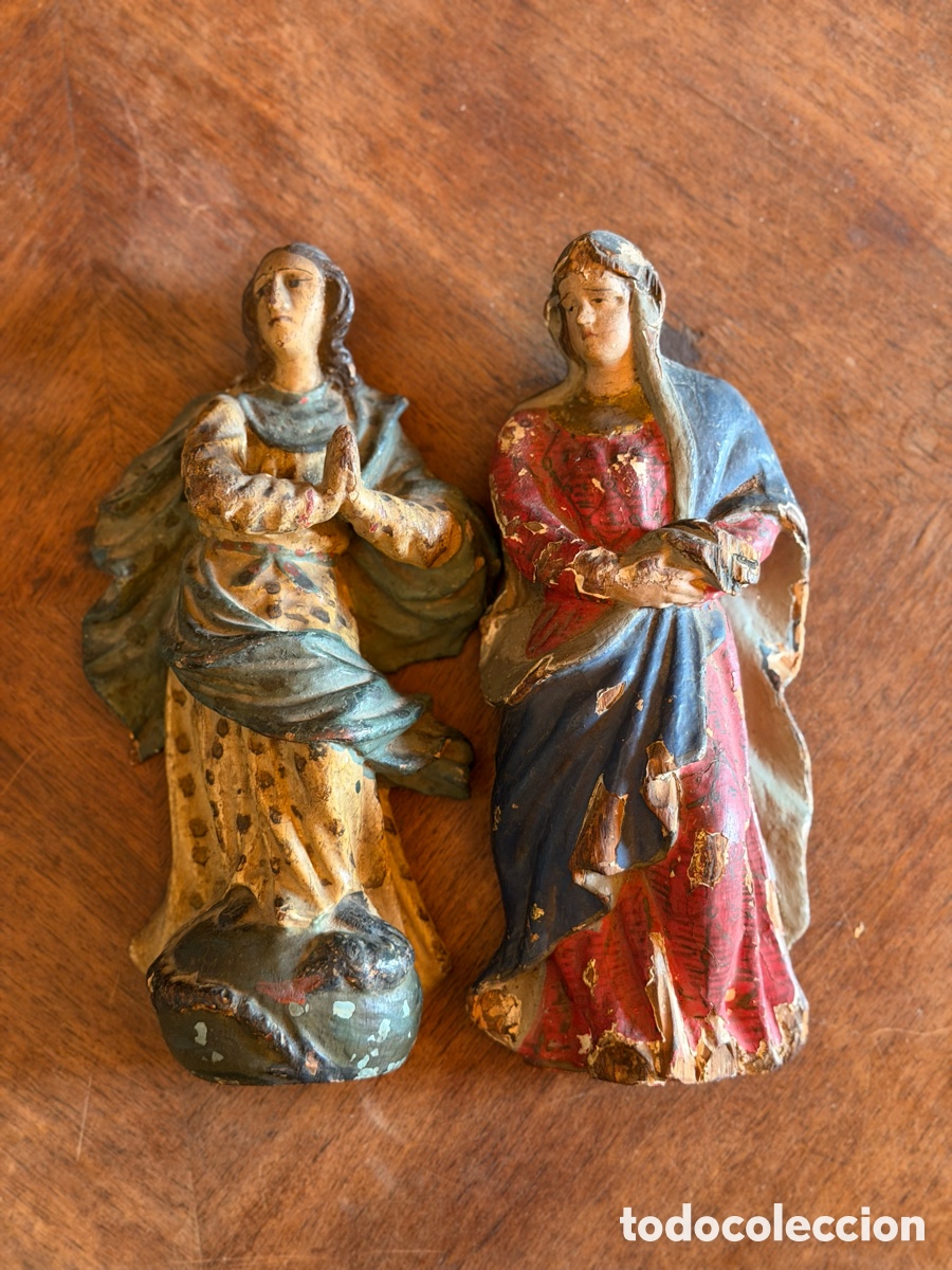 Antig&uuml;edades: Pareja de v&iacute;rgenes tallada en madera