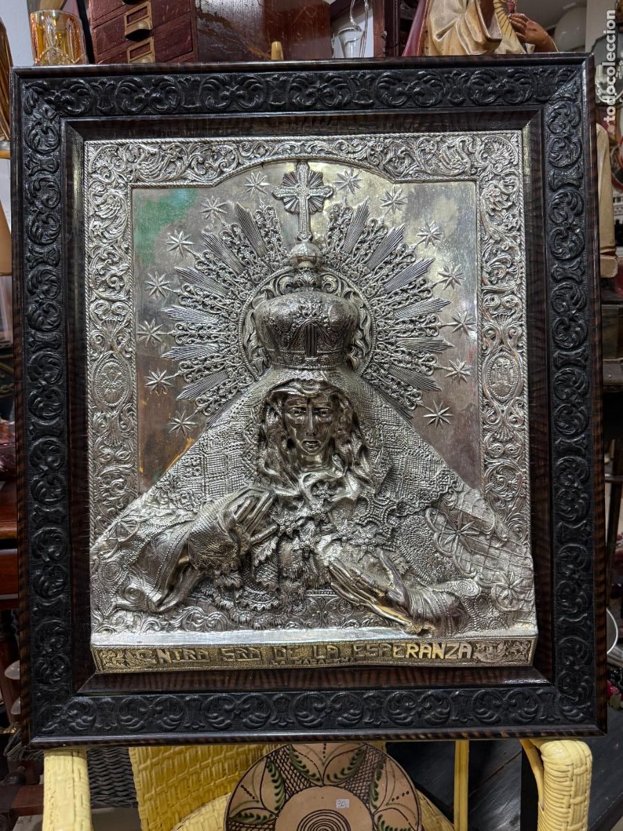 Antig&uuml;edades: ANTIGUO PLAFON EN RELIEVE VIRGEN ESPERANZA MACARENA DE SEVILLA - MEDIDA MARCO 70X60 CM