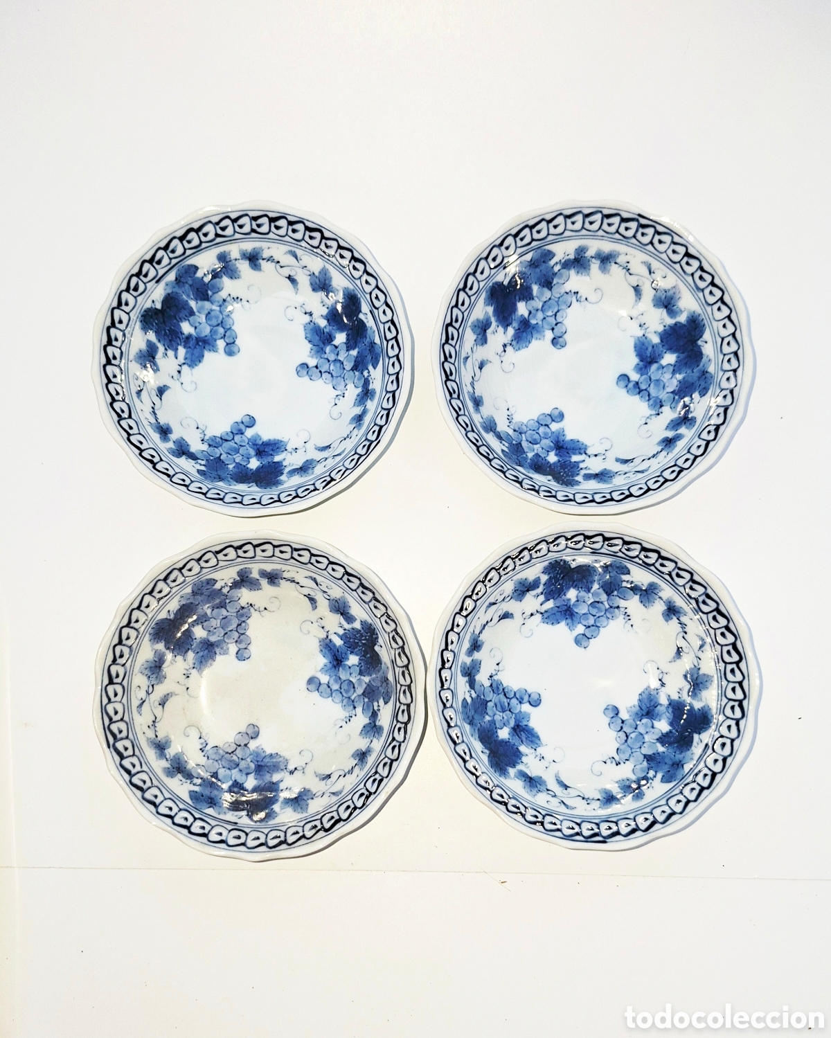 Antig&uuml;edades: Juego de 4 Cuencos Porcelana Japonesa Arita - Sometsuke Azul y Blanco - Firmados y con Sello Jap&oacute;n