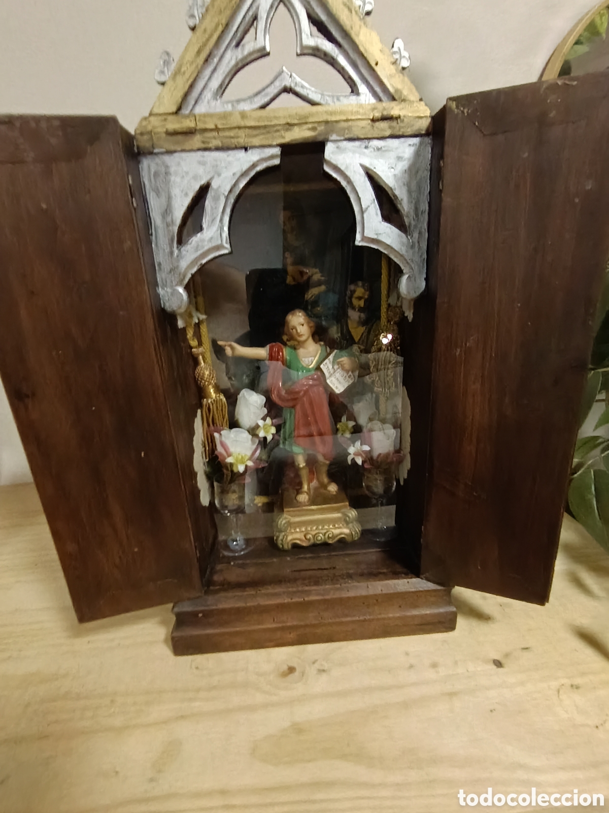 Antig&uuml;edades: Capilla antigua limosnera , ver descripci&oacute;n