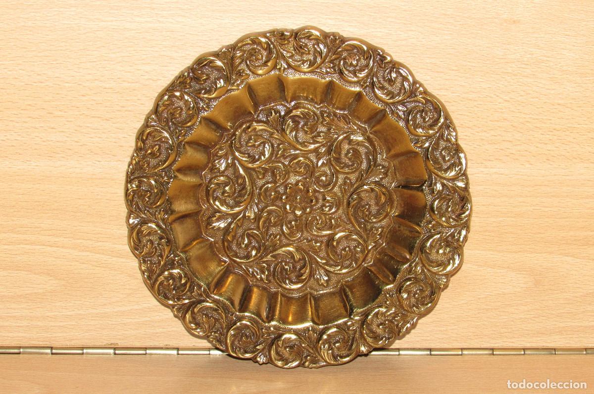Antiques: Antiguo robusto plato bandeja vaciabolsillos centro bronce labrado repujado Art Nouveau circa 1900