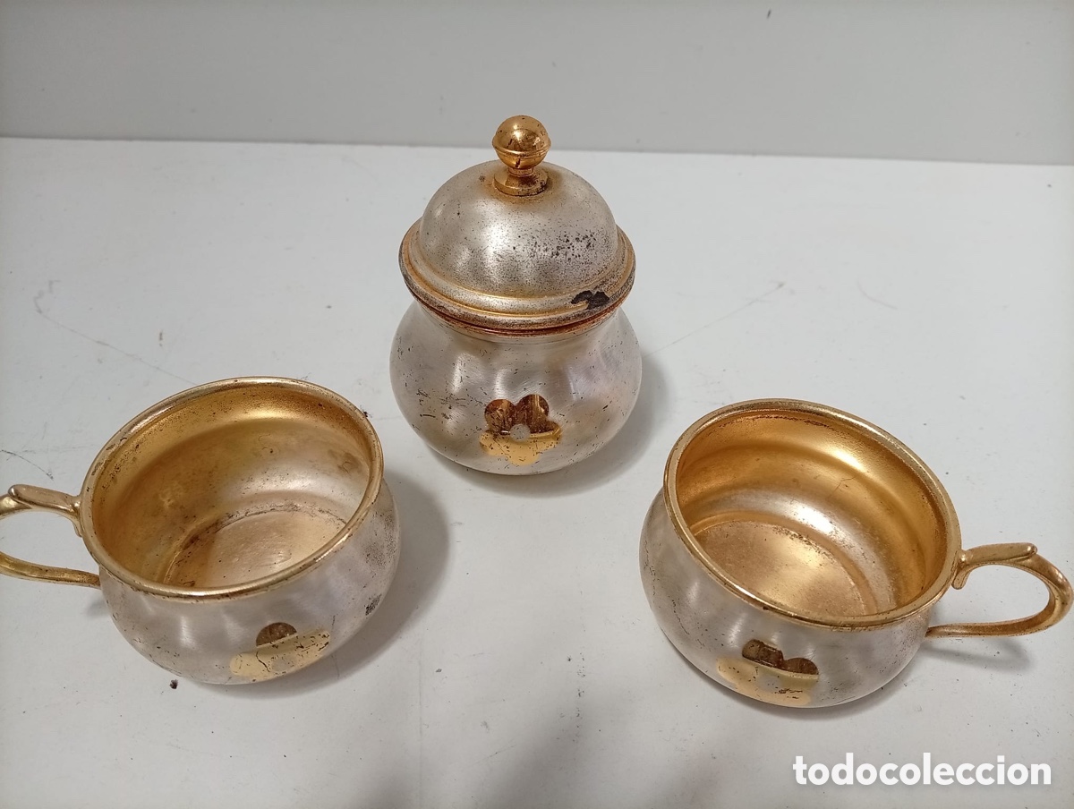 Antig&uuml;edades: . JUEGO DE DOS SERVICIOS DE CAF&Eacute; GOLD PLATER, TRES PIEZAS