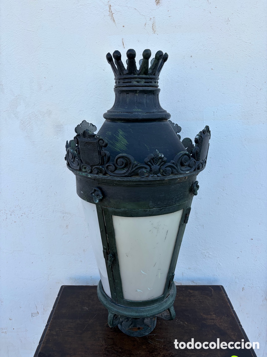 Antig&uuml;edades: ELEGANTE FAROL ESTILO FERNANDINO, GRANDE