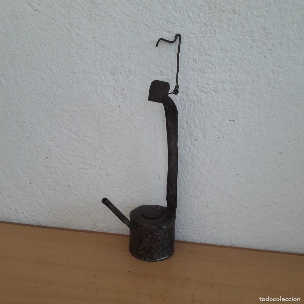 Antig&uuml;edades: CD3 CANDIL DE HOJALATA