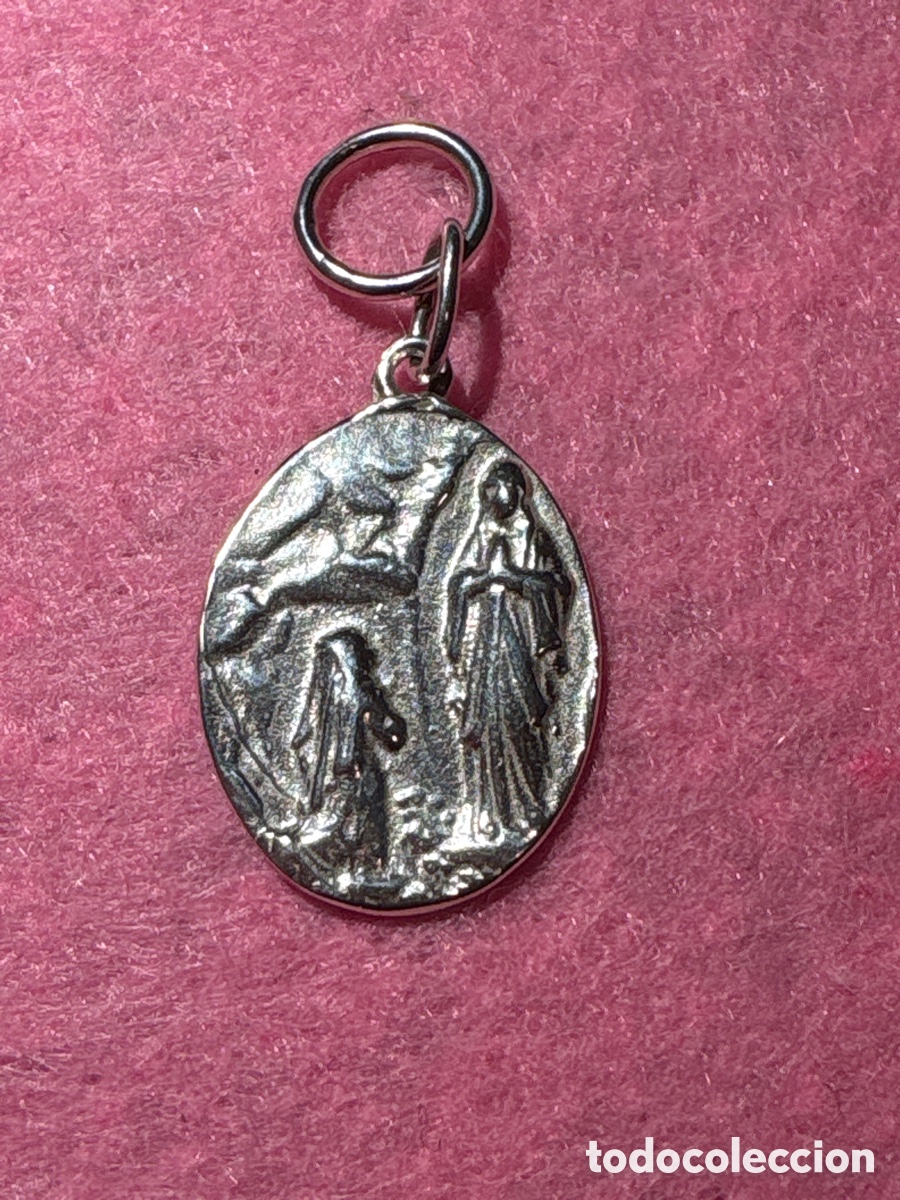 Antig&uuml;edades: Medalla religiosa de plata de ley, resurrecci&oacute;n virgen y Cristo (A4)