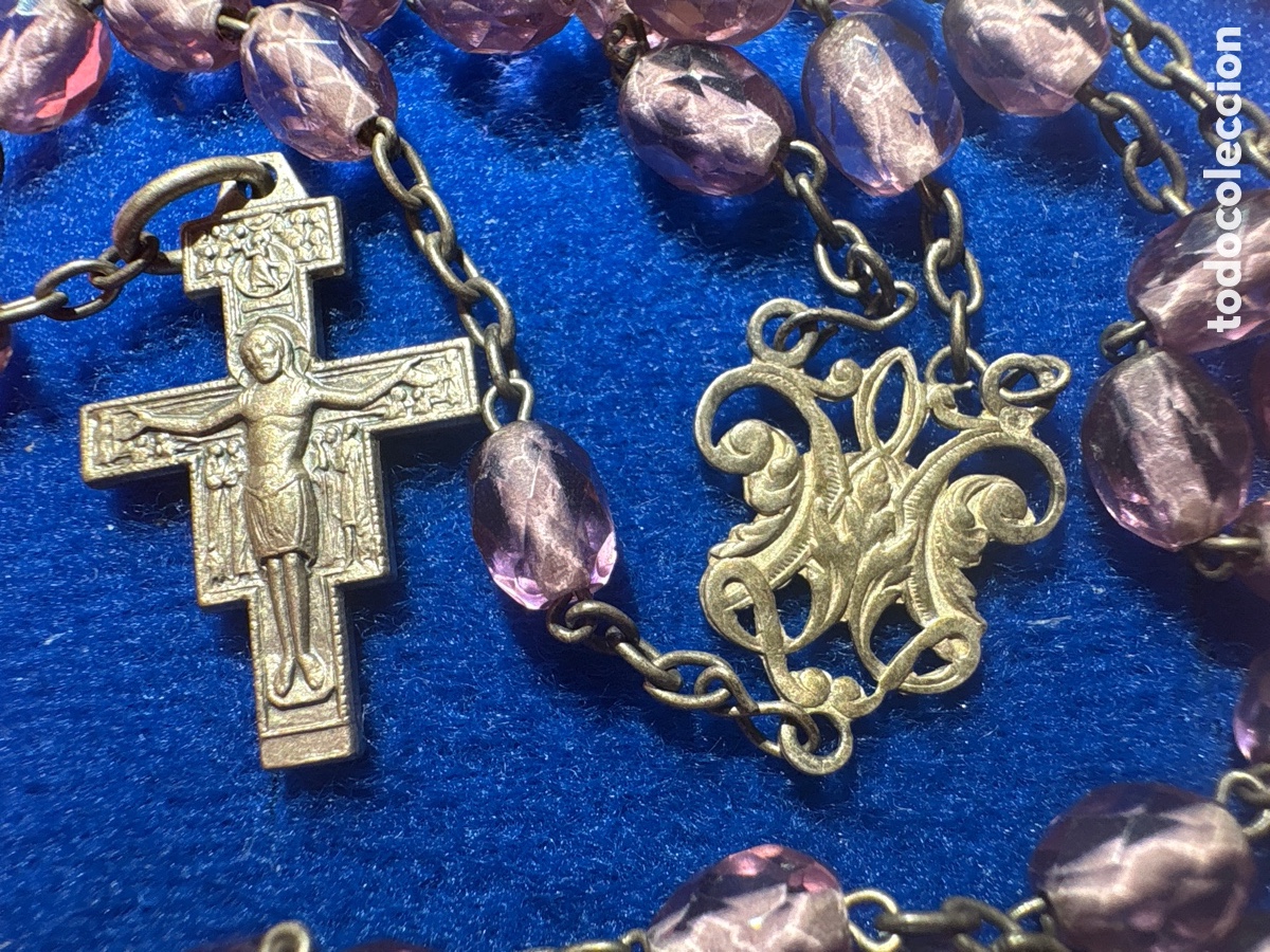 Antig&uuml;edades: Antiguo Rosario con piedras violetas 43,5cm de longitud (A4)