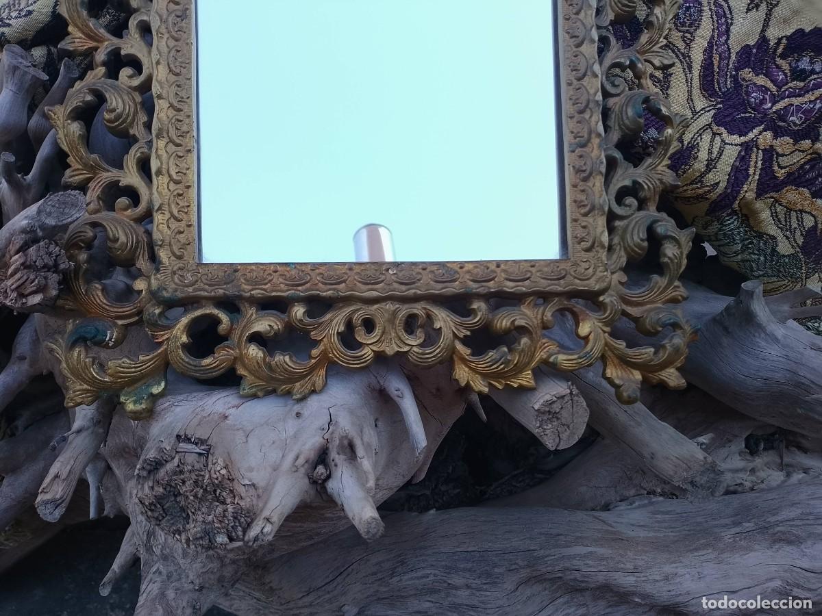 Antig&uuml;edades: Antiguo marco de bronce espejo cornucopia barroco - Foto 3