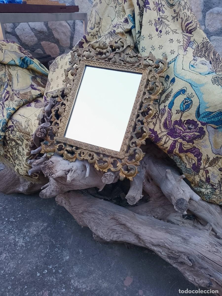 Antig&uuml;edades: Antiguo marco de bronce espejo cornucopia barroco - Foto 4
