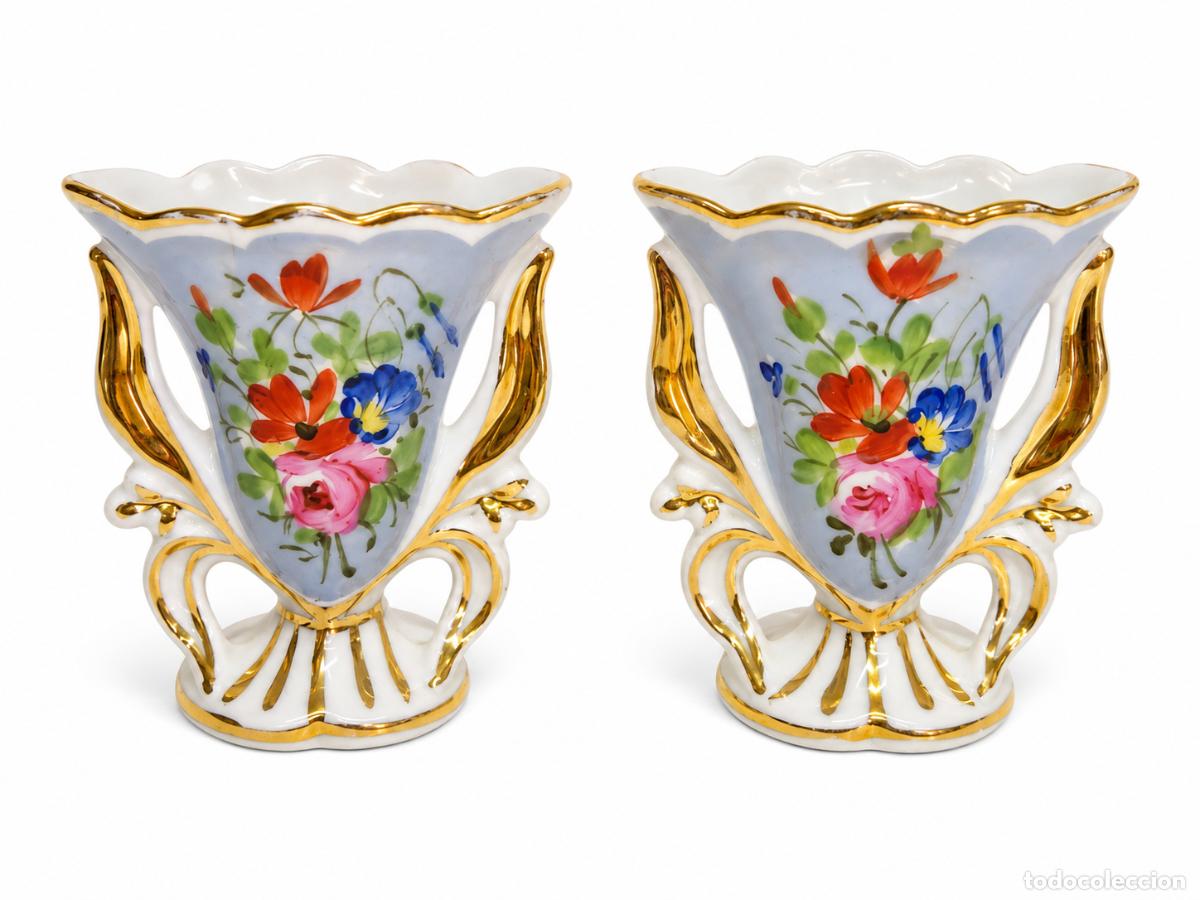 Antig&uuml;edades: Antigua Pareja de Jarrones Isabelinos - Porcelana Viejo Par&iacute;s Pintados a Mano - S.XIX - para Capilla