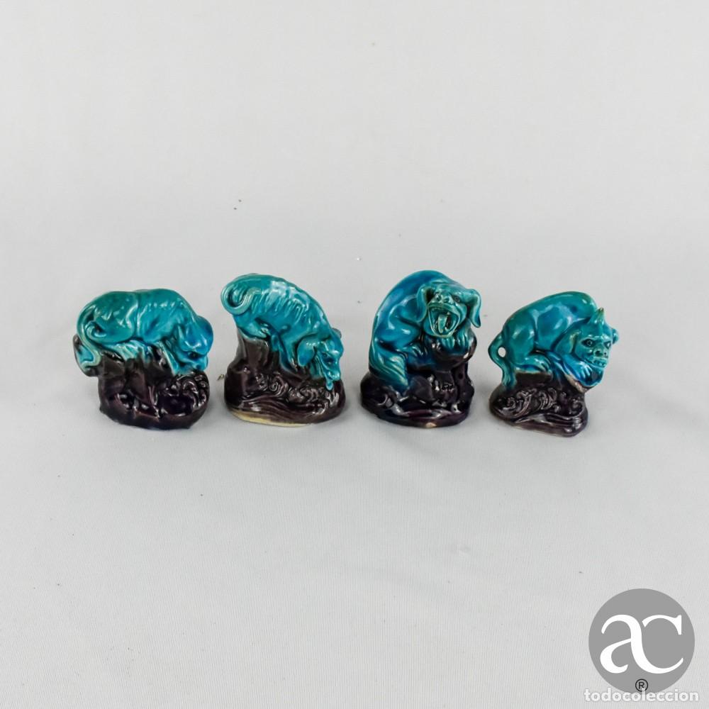 Antiques: Conjunto de 4 figuras de animais em cer&acirc;mica azul-turquesa