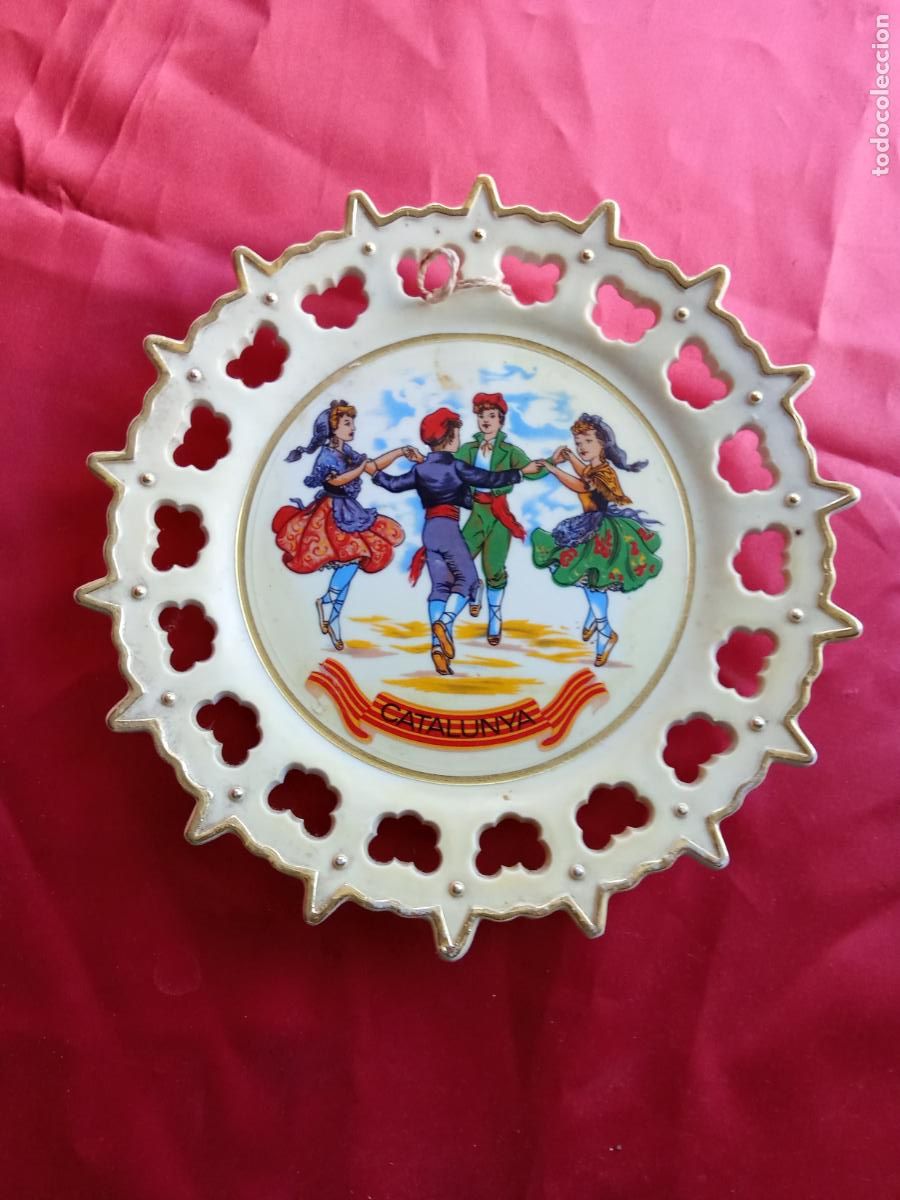 Antig&uuml;edades: Antiguo plato pl&aacute;stico souvenir Catalunya - Catalu&ntilde;a. V.20