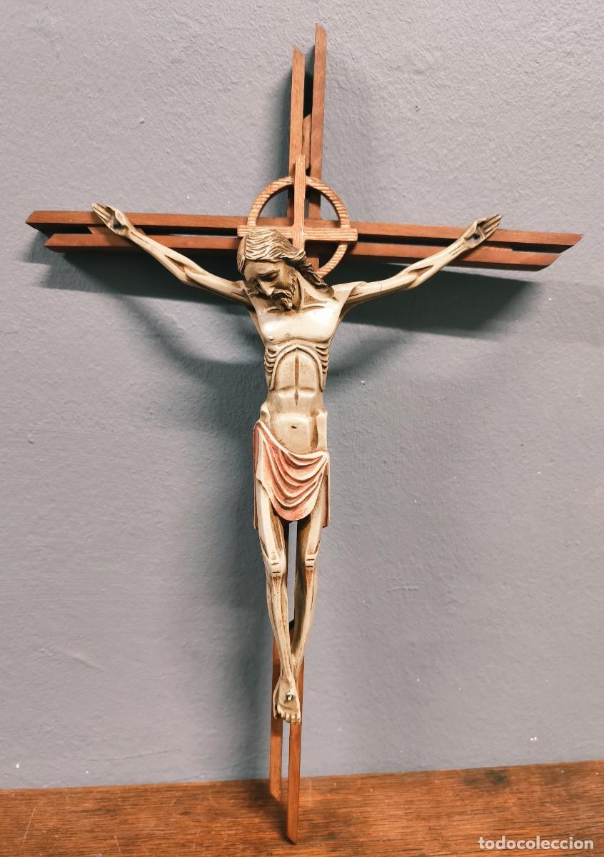 Antig&uuml;edades: Crucifijo de madera vintage