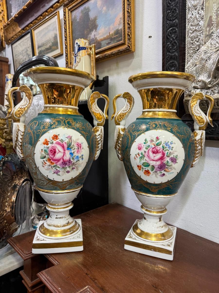 Antig&uuml;edades: ESPECTACULAR PAREJA DE JARRONES DE CERAMICA VIEJO PARIS - MEDIDA 44 CM