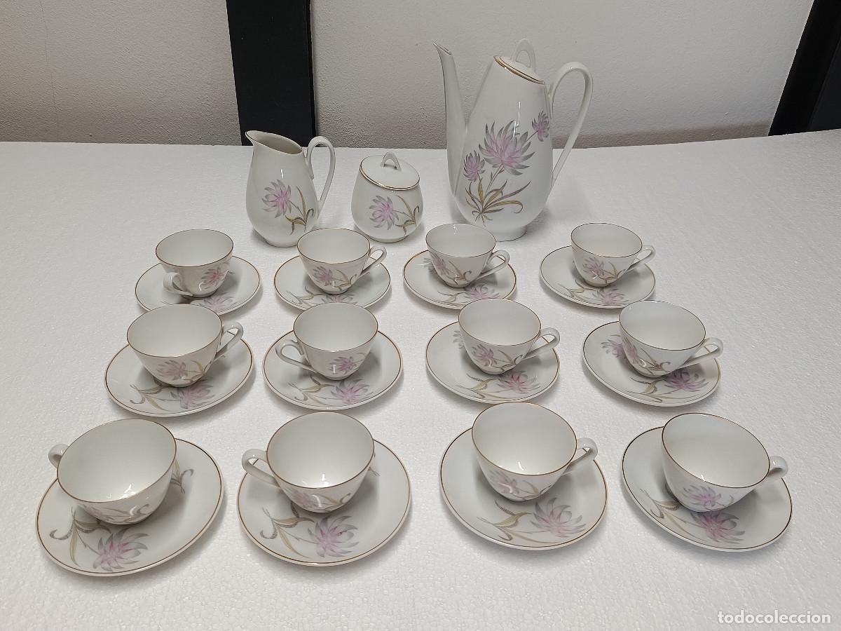Antig&uuml;edades: JUEGO DE CAFE CERAMICA BIDASOA. 12 SERVICIOS. COMPLETO. MYJ.