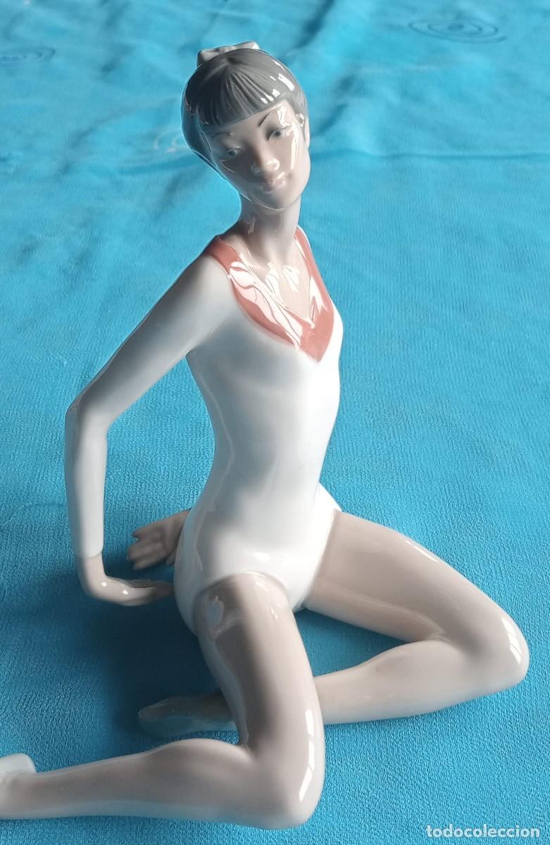 Antig&uuml;edades: BAILARINA LLADRO, DE LA SERIE DAISA