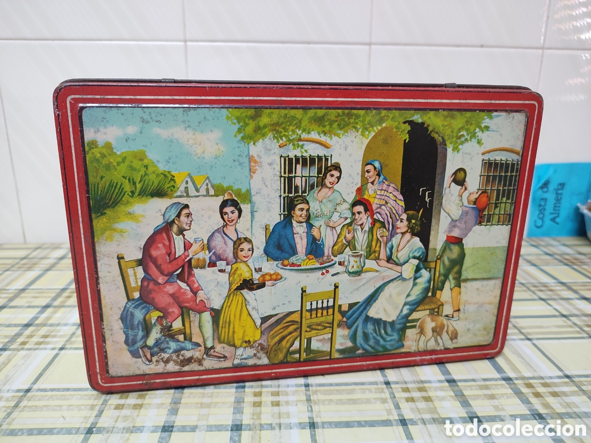 Antig&uuml;edades: Bonita caja lata metal