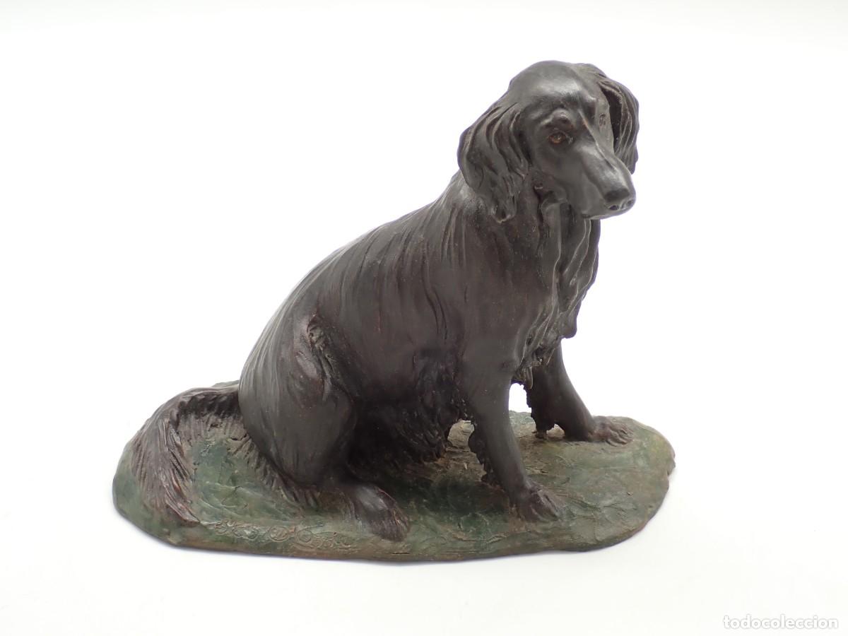 Antig&uuml;edades: FIGURA DE UN PERRO OSSIE EN HIERRO FUNDIDO