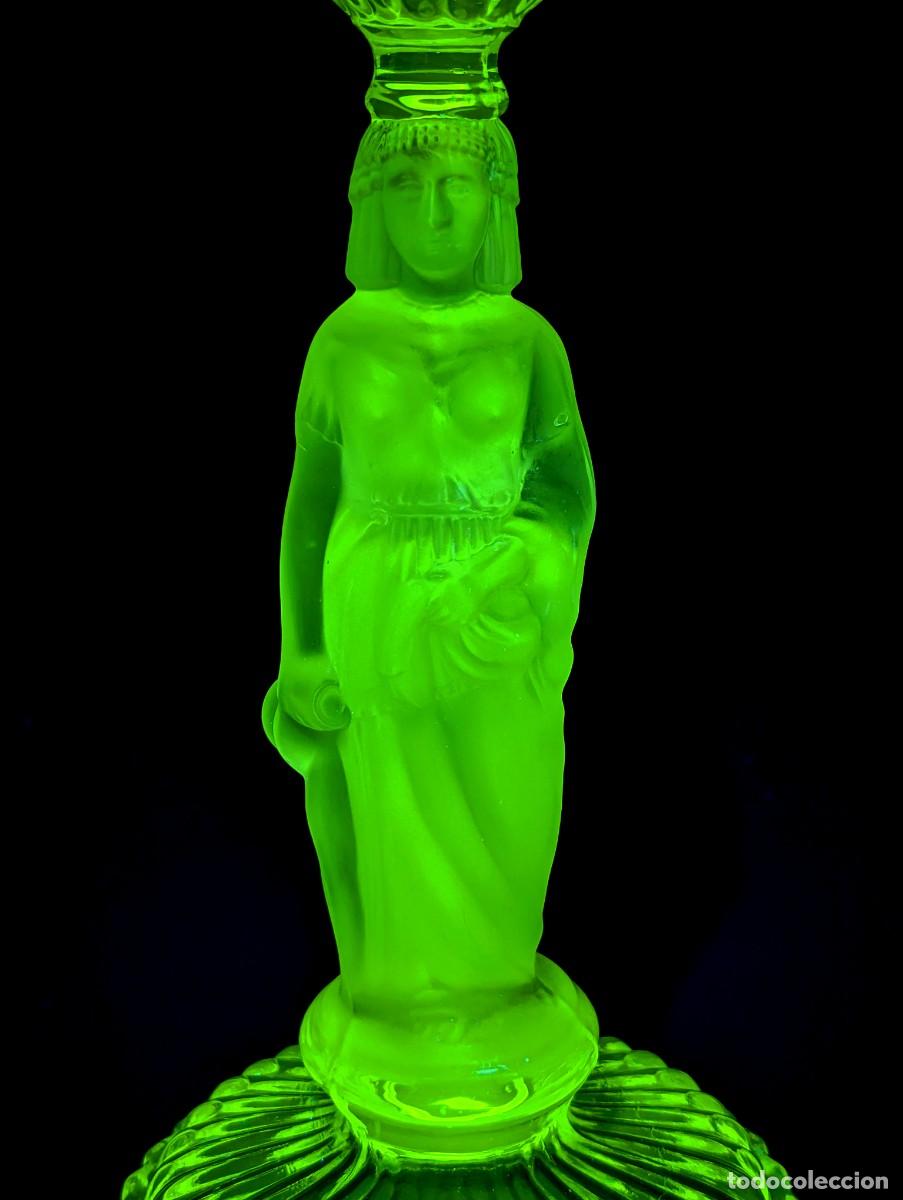 Antig&uuml;edades: Large torch-style candlestick &rdquo;The Water Carrier&rdquo; - Foto 7