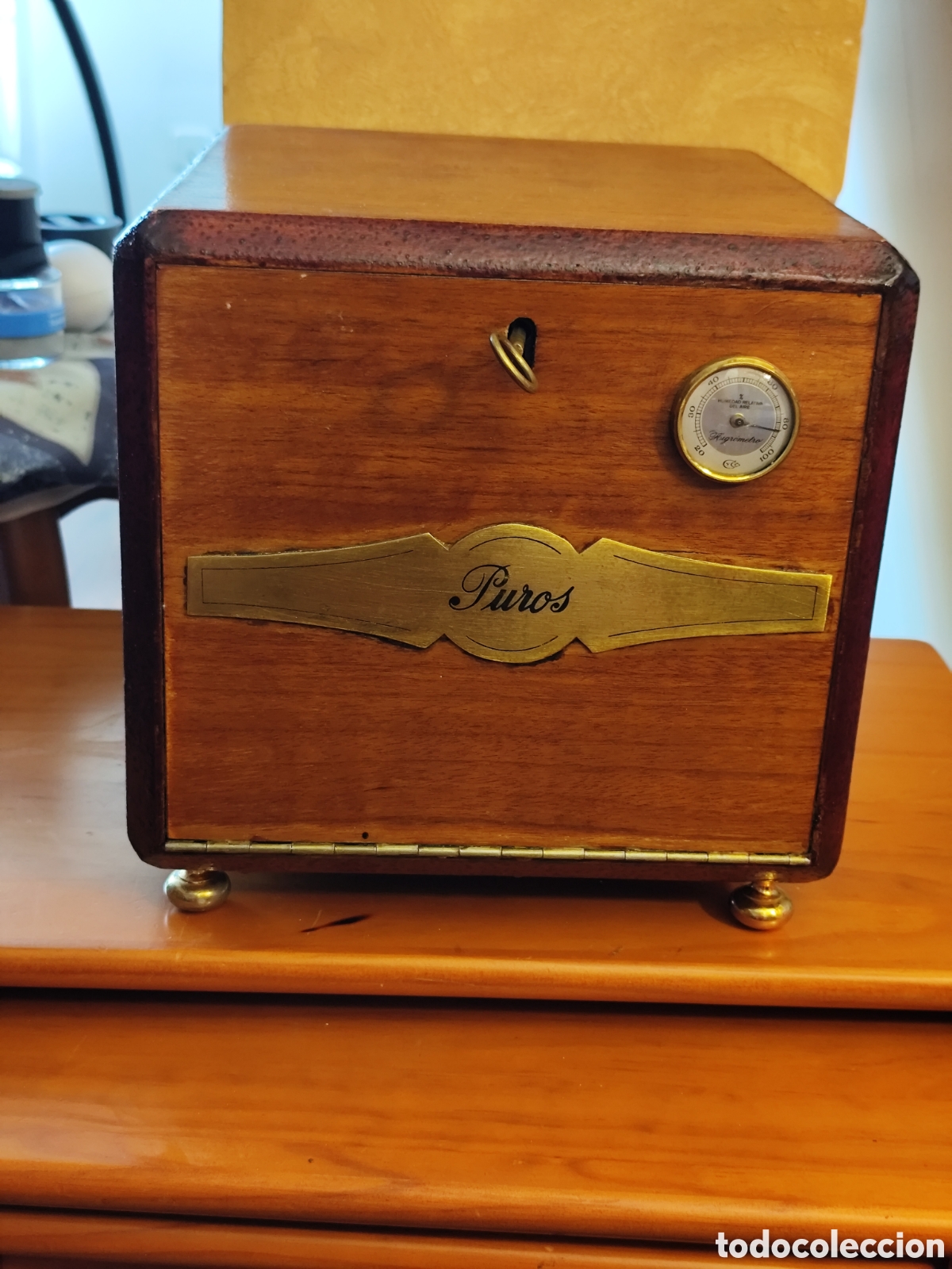 Antig&uuml;edades: Humidificador de puros antiguo. Madera