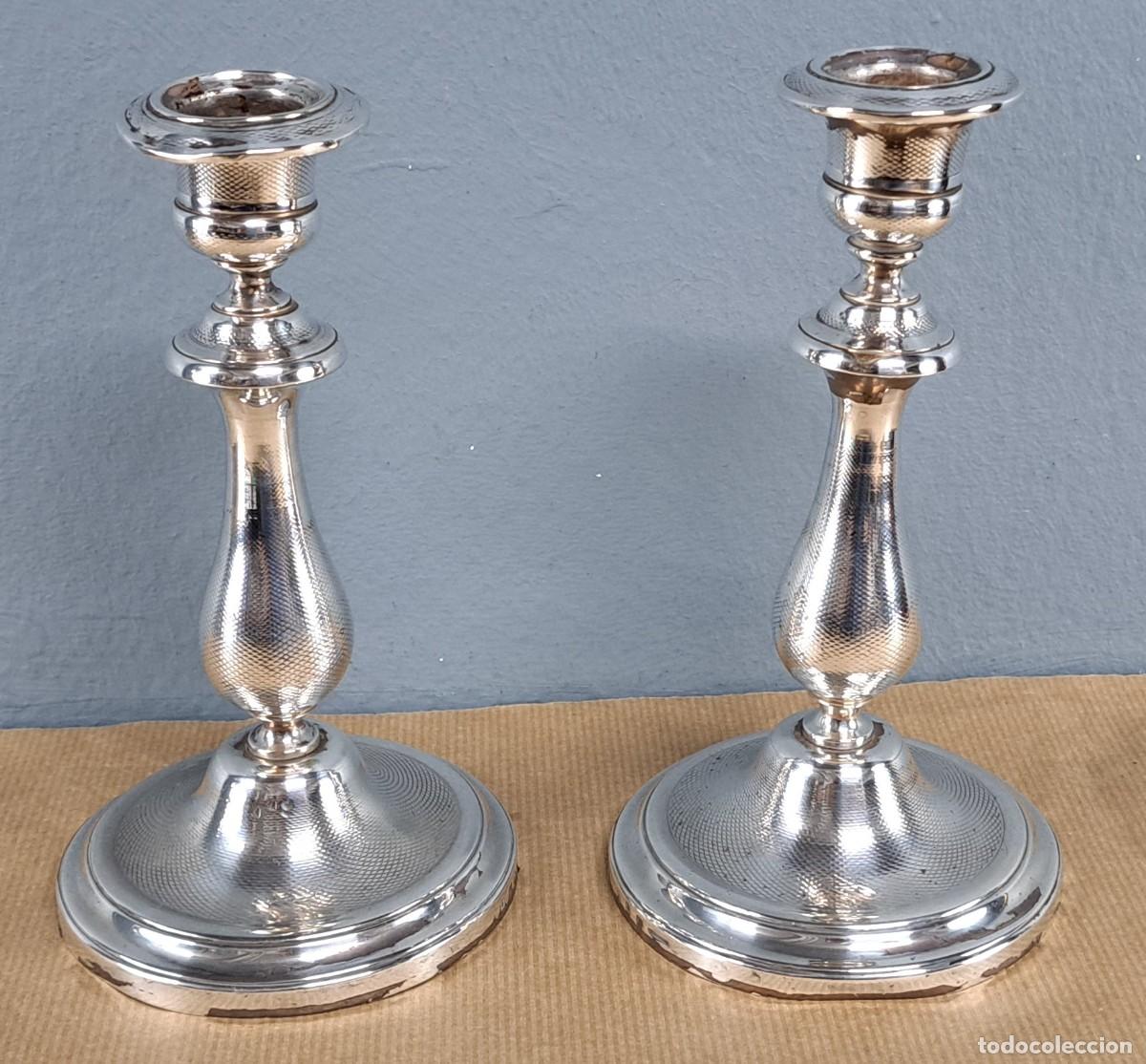 Antig&uuml;edades: Pareja de candelabros Christofle, ba&ntilde;o de plata, principios del siglo XX