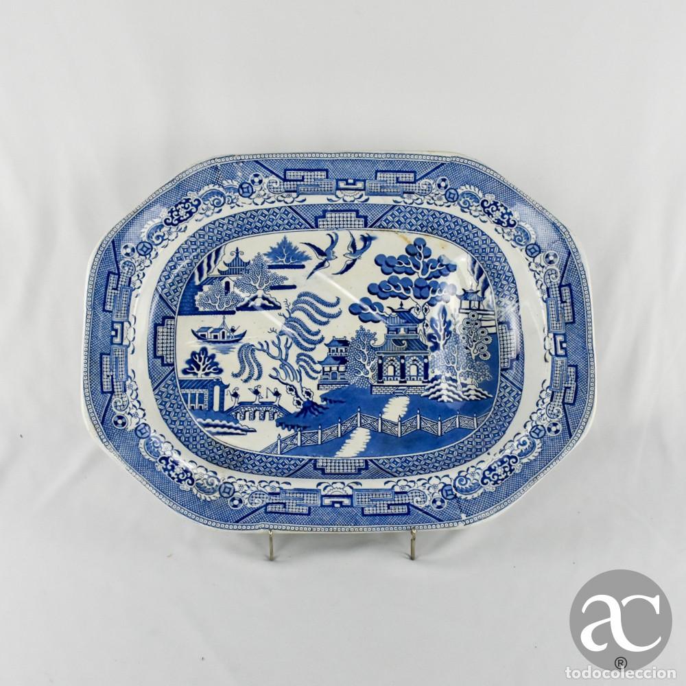 Antig&uuml;edades: Travessa Peixeira em faian&ccedil;a inglesa Brownfield & Son, padr&atilde;o Blue Willow