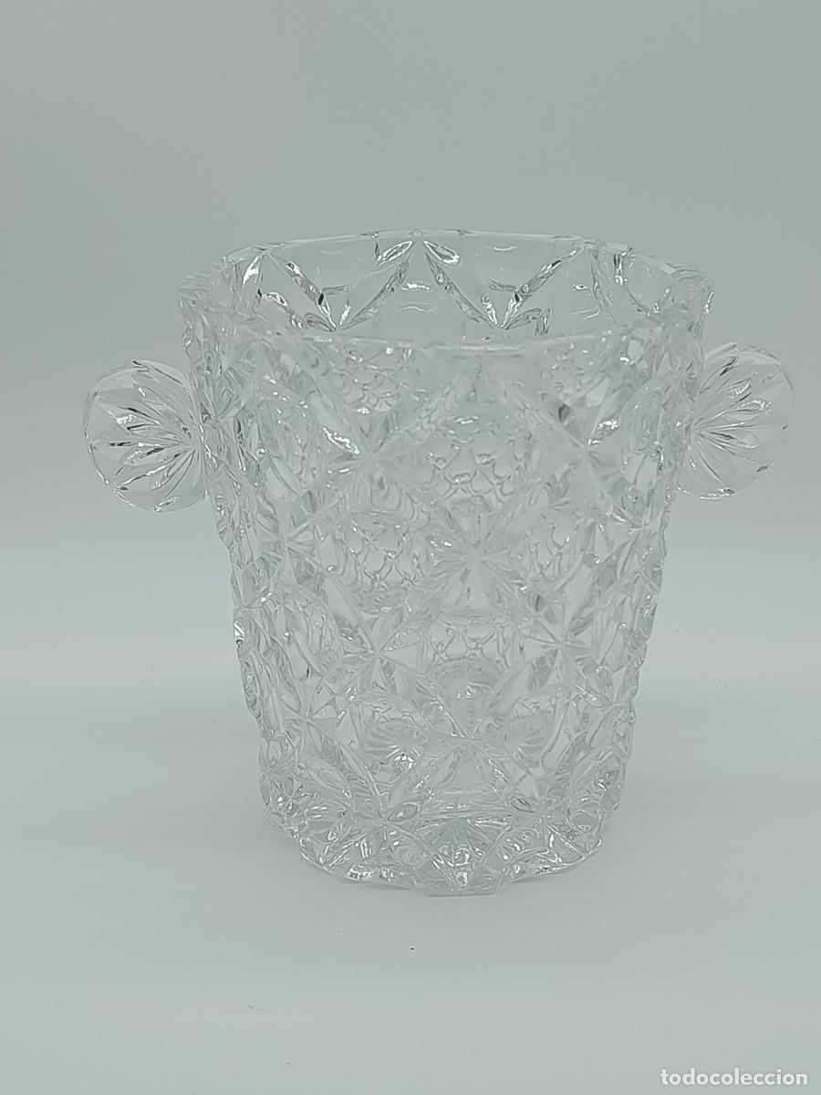 Antig&uuml;edades: CUBITERA CRISTAL TALLADO. 14CM ALTURA. BUEN ESTADO. MYJ.