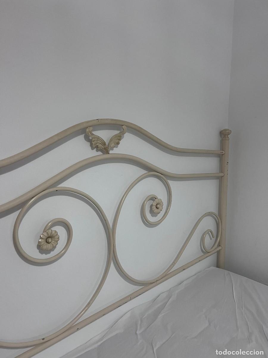 Antig&uuml;edades: Cabecero de forja de hierro beige - Foto 2
