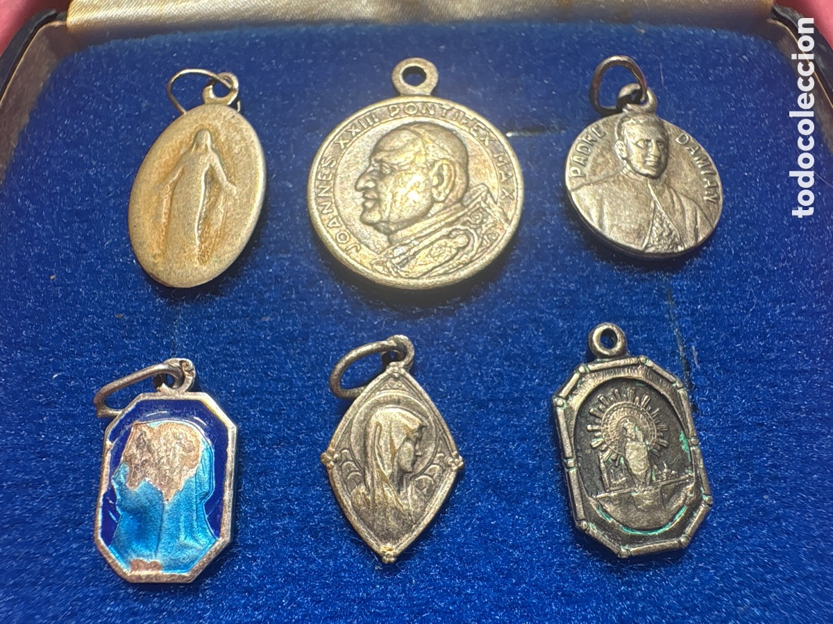 Antig&uuml;edades: Lote de medallas religiosas a catalogar (A2)